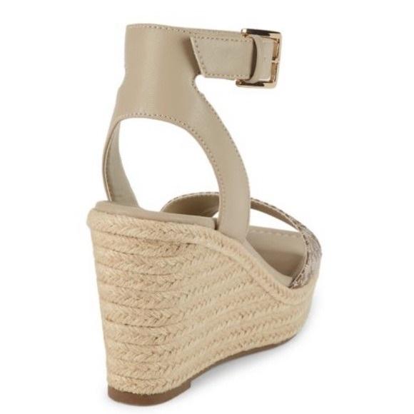 NWOT DKNY Calima 9 Logo Espadrille Wedge Ankle Strap Sandals Beige Brown 132579
