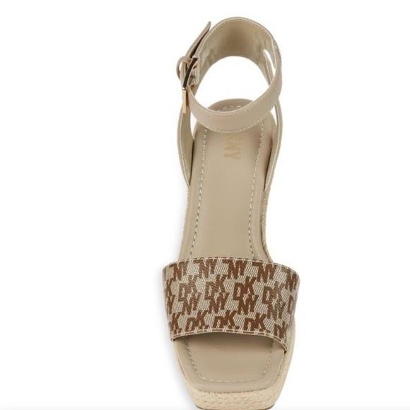 NWOT DKNY Calima 9 Logo Espadrille Wedge Ankle Strap Sandals Beige Brown 132579