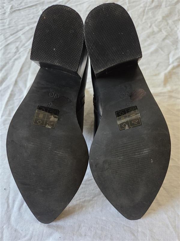 NWOTD Urban Outfitters 8 Stacked Heel Ankle Boots Faux Leather Black 132589