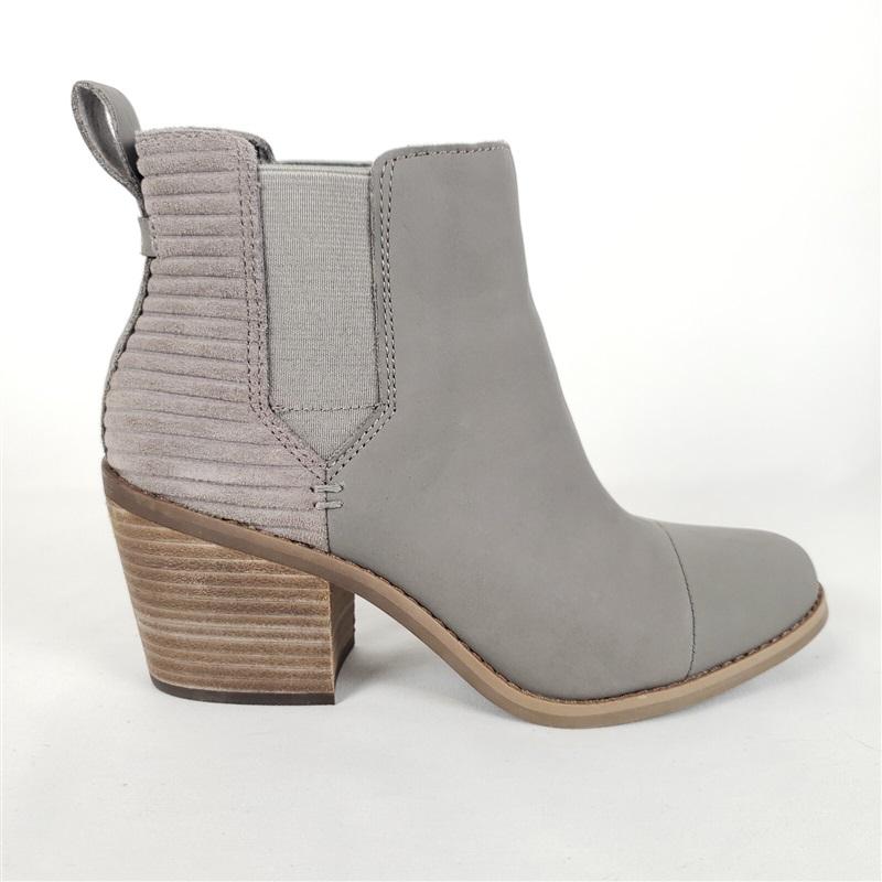 NWOT Toms 9 Everly Ankle Heel Cement Corduroy Chelsea Grey Boots 132590