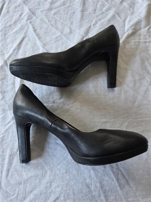NWOTD Life Stride 8.5 Soft System Blue Rounded Toe Faux Leather Pumps 132593