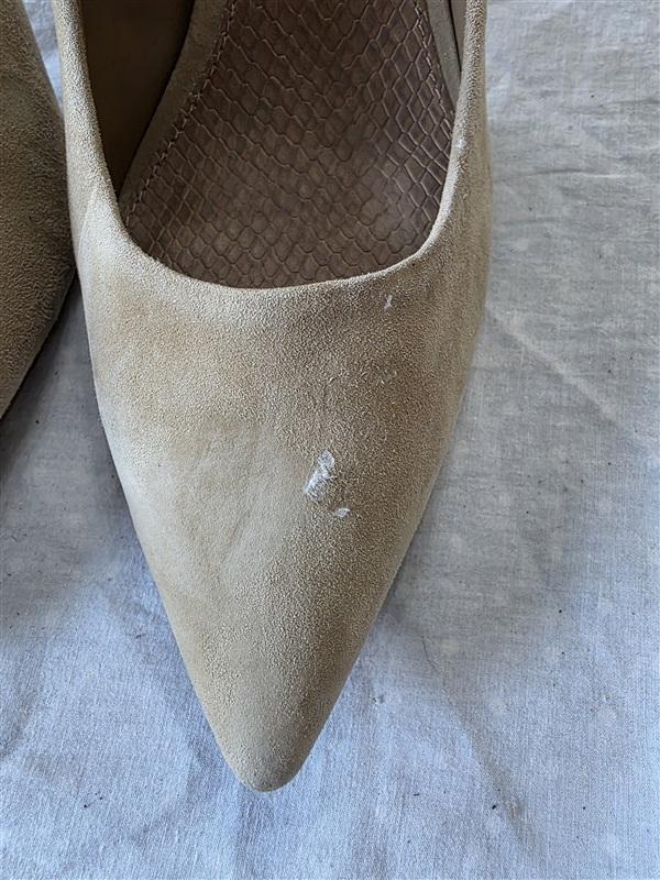 NWOTD Vince Camuto 7.5 Suede Buff Beige Platform Pumps 132595