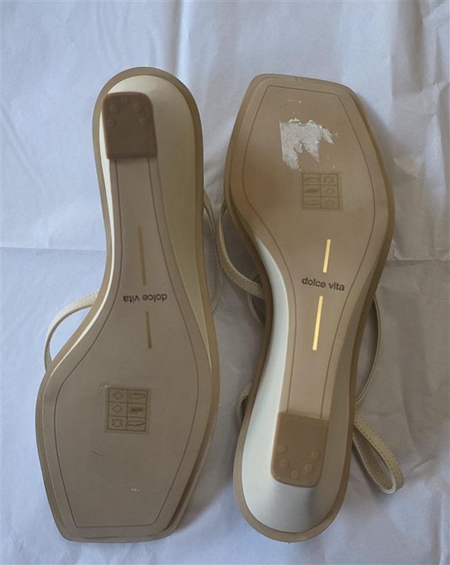 NWOT Dolce Vita 11 Leather Ankle Strap Wedge Sandals Beige 132598