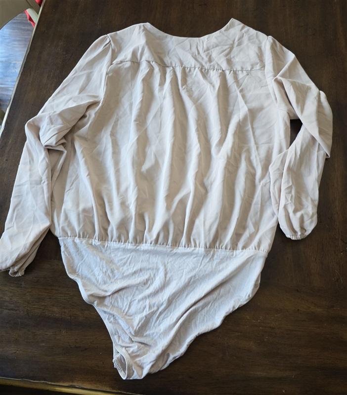 NWOTD Kaileigh L V Neck Bodysuit Blouse Beige 132611