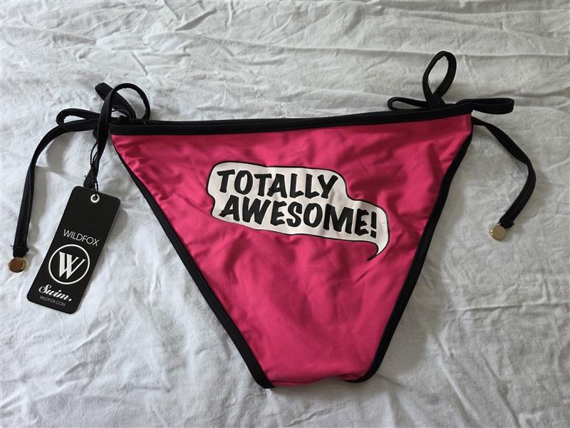NWOT WILDFOX S Totally Awesome tie Side Bikini Bottoms Swim 132632