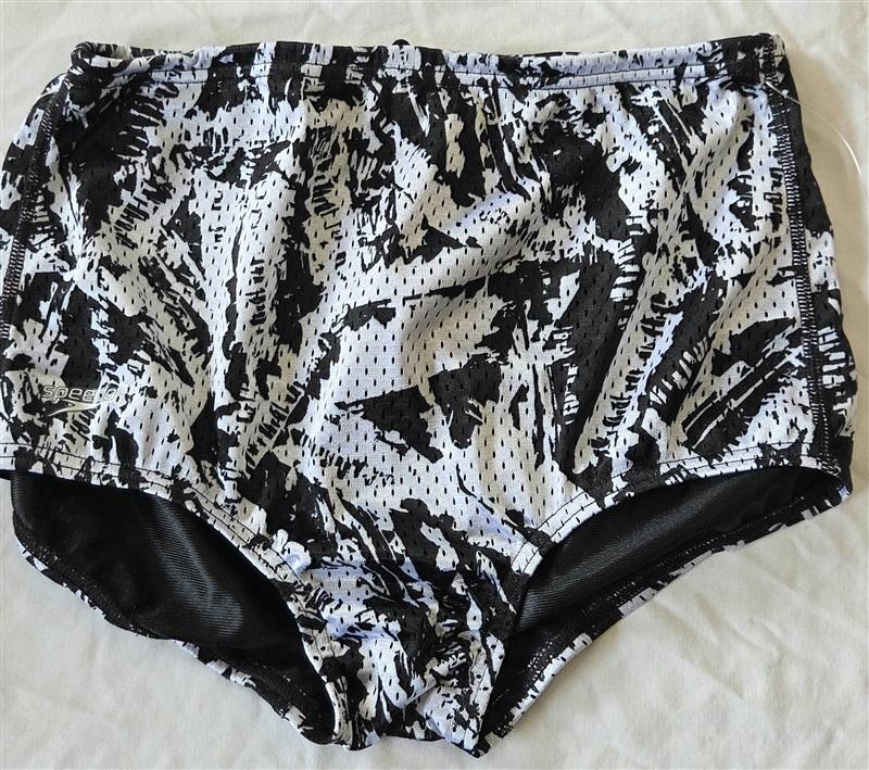 NWT Speedo 28 X-Ray Vision Mesh Flip Turns Swim Square Brief Trunk 132633