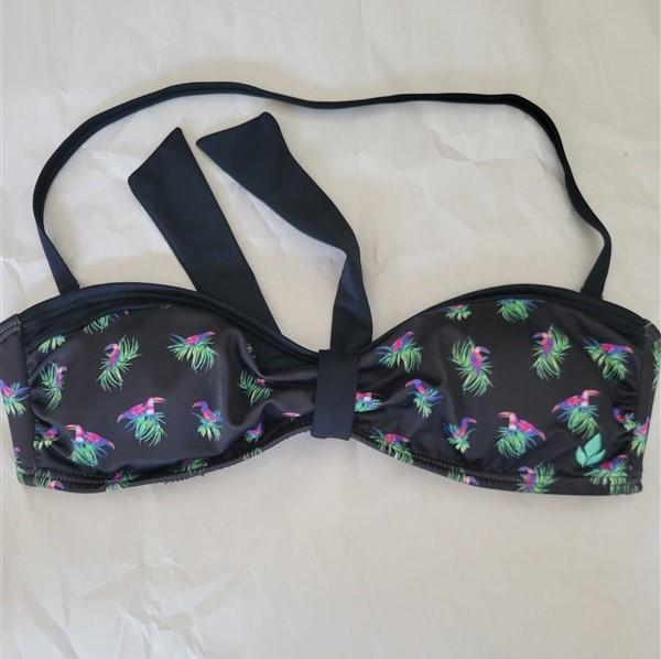 NWOT Reef M Toucan Halter Top & Bottom Black Bikini Swim 132636