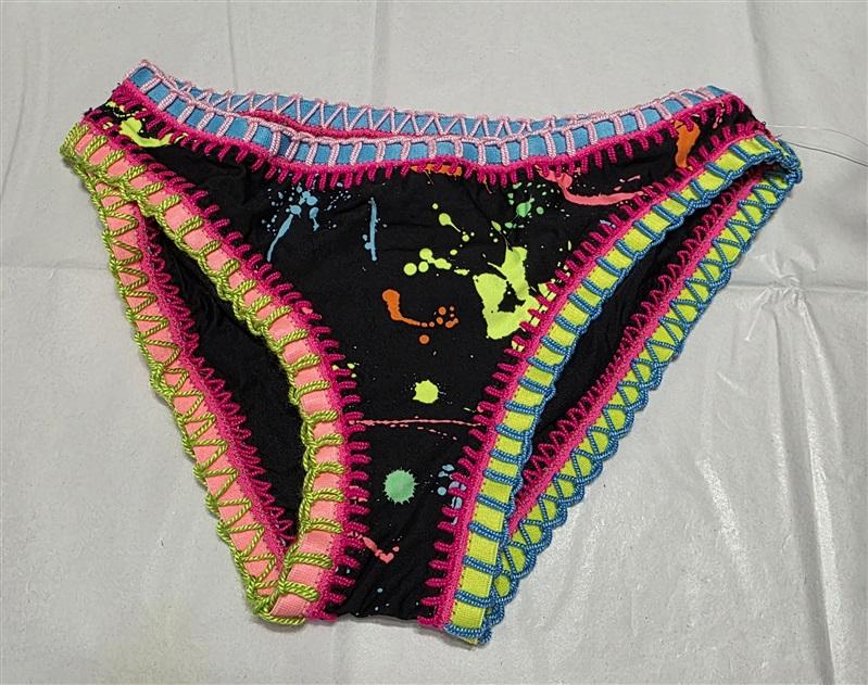 NWOT Pilyq Girls 16 Black Splatter Paint Crochet Trim Bikini Swim Bottom 132782