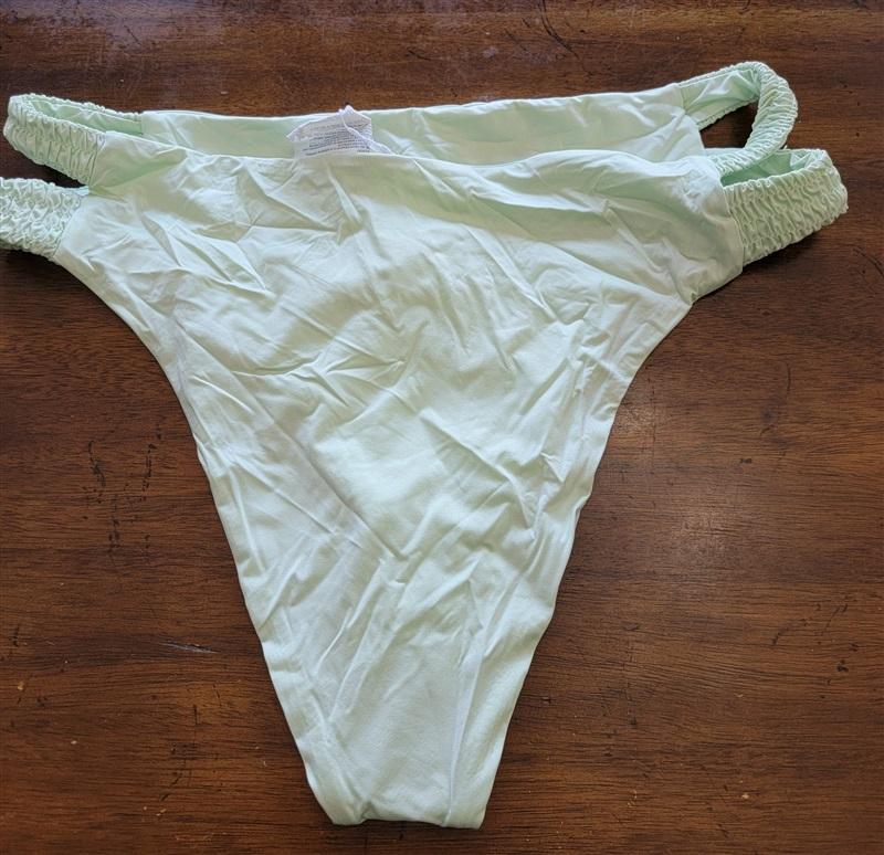 NWOT Volcom Simply Solid S Mint Green Strappy Bikini Swim Bottom 132803