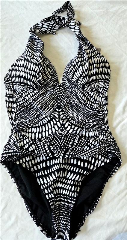 NWT Kenneth Cole S Deep V Neck Push Up 1PC Black White Swimsuit 132807