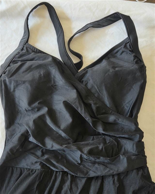 NWT Carol Wior 10 Black Surplice 3-Way Mesh Sarong 1Pc Skirt Swimsuit 132893