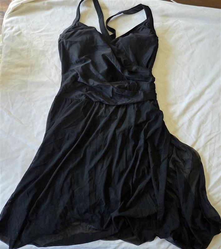 NWT Carol Wior 10 Black Surplice 3-Way Mesh Sarong 1Pc Skirt Swimsuit 132893