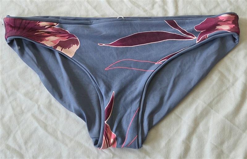 NWOT Seafolly 8 Blue hipster reversible bikini bottom radiance floral 132928