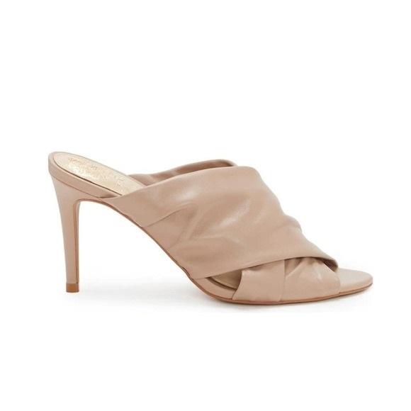 NWOTD Vince Camuto 6.5 CLARSTIE MULE Slide Nude Beige 132989