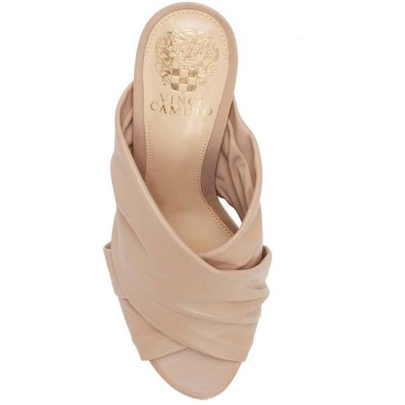 NWOTD Vince Camuto 6.5 CLARSTIE MULE Slide Nude Beige 132989