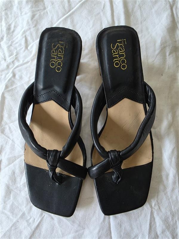 NEW Franco Sarto 9 Black Cork Heel Thong Sandals 132990