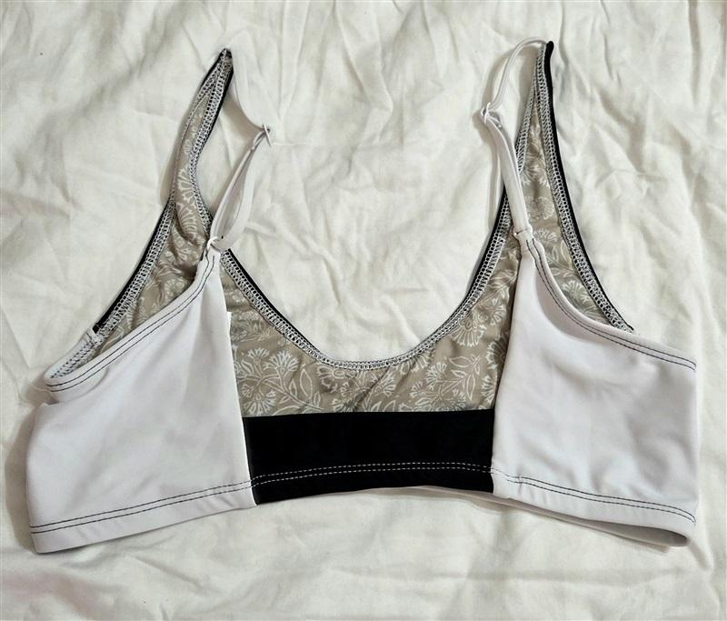 NWOT Free People FP Beach M Free-est Farrah Swim Bikini Top Black White 133006