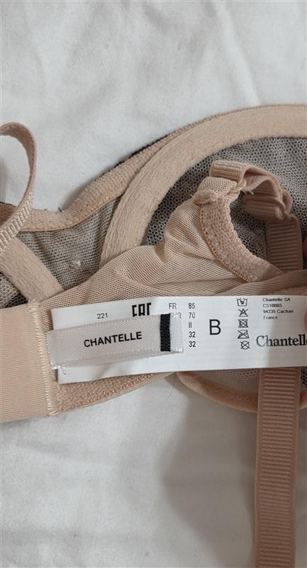NWOT Chantelle 32B 12N1 MIDNIGHT FLOWERS UNDERWIRE BRA Black 133018