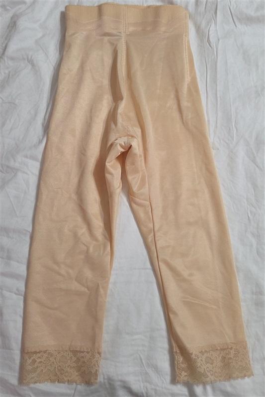 NWT Rago High Waist Capri Pant Liner with Tummy Control 6266 Beige 133034