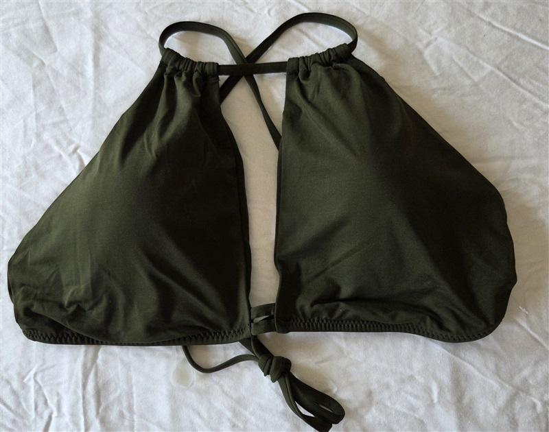 NWOT Becca Virtue D Color Code Hi Neck Keyhole Bikini Top Swim Green 133064
