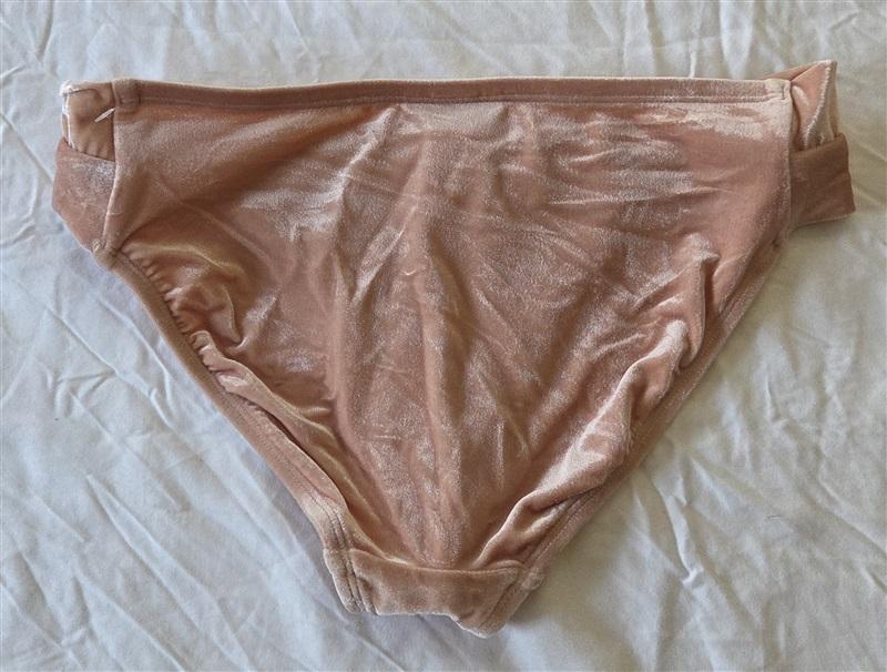 NWOT Robin Piccone M Roxy Velvet Bikini Swim Bottoms Pink 130629
