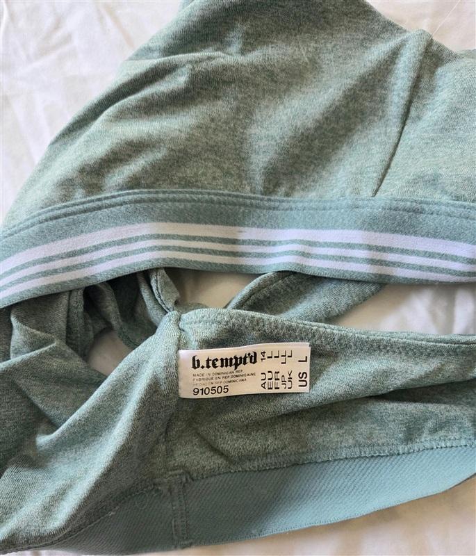 NWOT b.tempt'd Wacoal L Green Racerback Sports Bra 133111