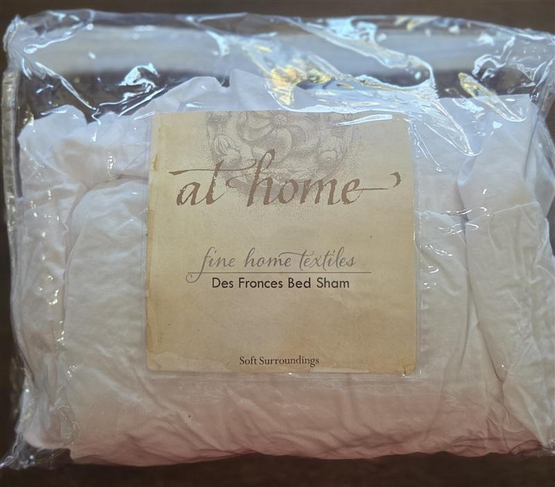 NWOT Soft Surroundings Des Fronces Lombardi Smocked Sham Standard White 133135