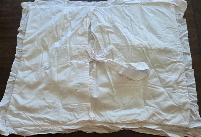 NWOT Soft Surroundings Des Fronces Lombardi Smocked Sham Standard White 133135