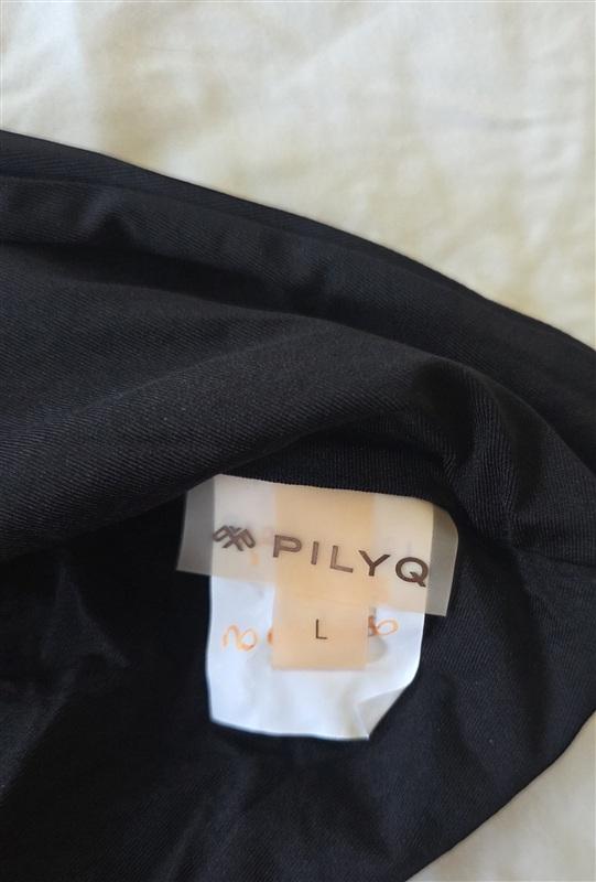 NWOT PIlyq Waterlily Lace L Bandeau Top Bikini Swim Black 133187