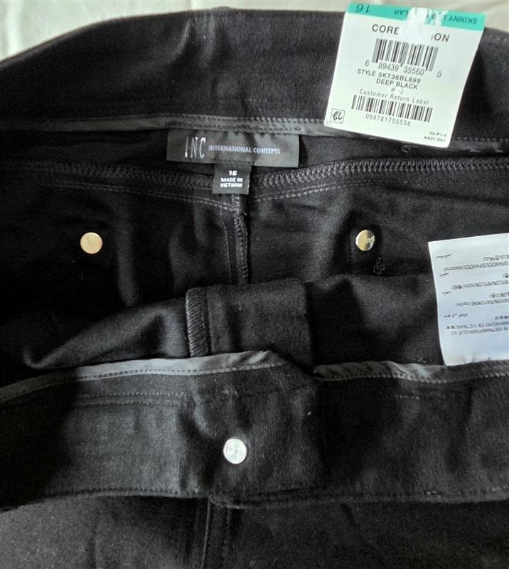 NWT INC 16 Mid Rise Skinny Leg Black Pants Regular 133219