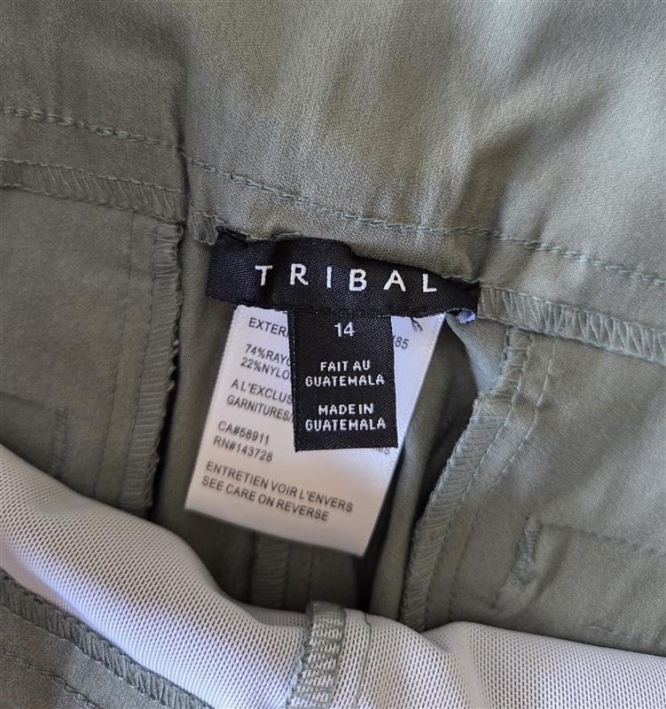 NWT Tribal 14 Flatten It Green Pull On Ankle Pants 133220