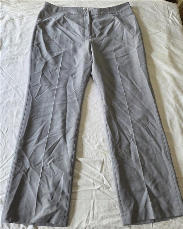 NWOT Le Suit Pants 16P Dress Trousers Light Gray 133257