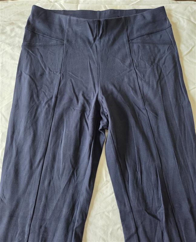 NWOT Inc 14 Ponte Flare leg Navy Blue Pull On Ponte Pants 133260