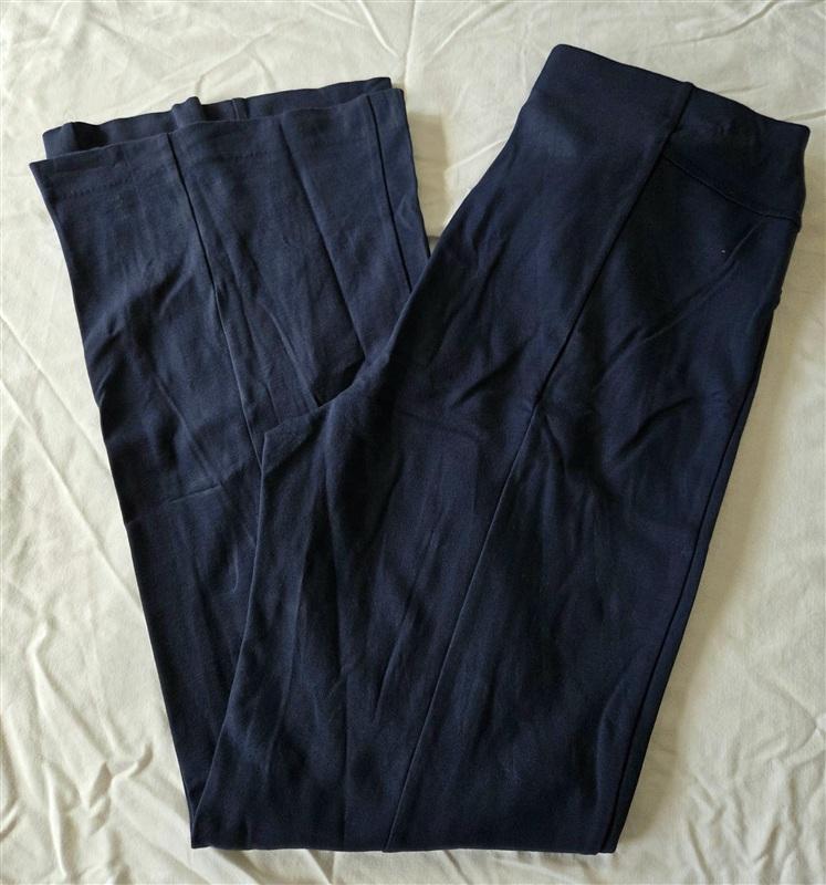 NWOT Inc 14 Ponte Flare leg Navy Blue Pull On Ponte Pants 133260