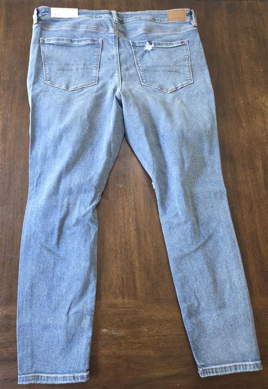 NWT American Eagle 18 Short High Rise Jegging Super Destroy Stretch Jeans 133268