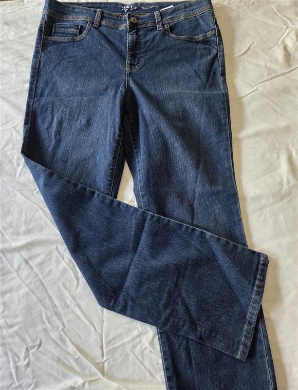 NWT Style & Co 14P Straight Leg Blue Dark Wash Jeans 133283