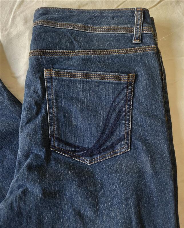 NWT Style & Co 14P Straight Leg Blue Dark Wash Jeans 133283