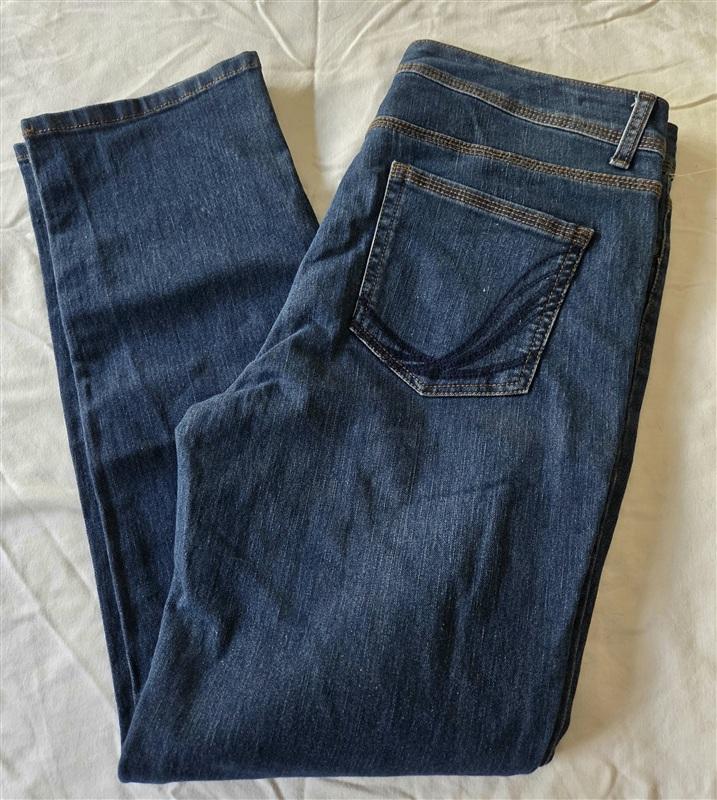 NWT Style & Co 14P Straight Leg Blue Dark Wash Jeans 133283