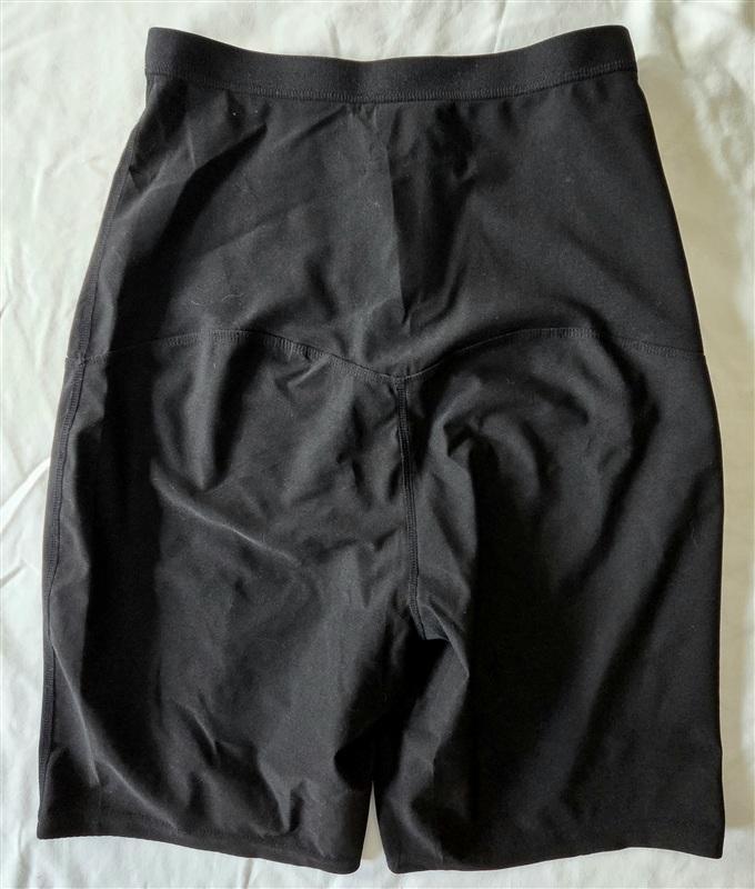 NWOT Sweat Pants Workout Sauna Shorts Capris Shorts 133322