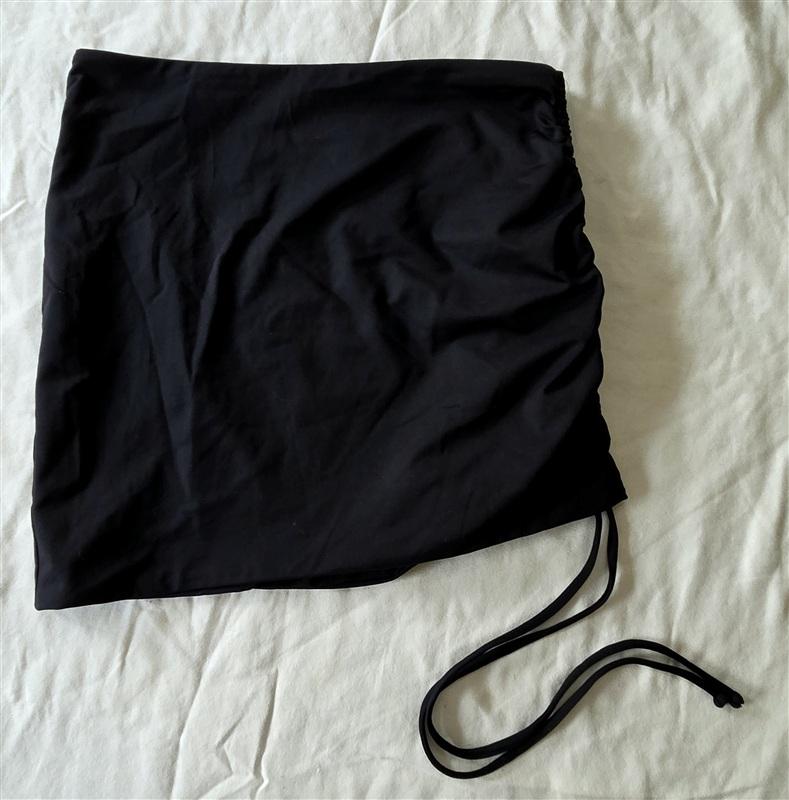 NWOT L Space M Tessa Brooks Isla Skirt Black Tie Side 133328