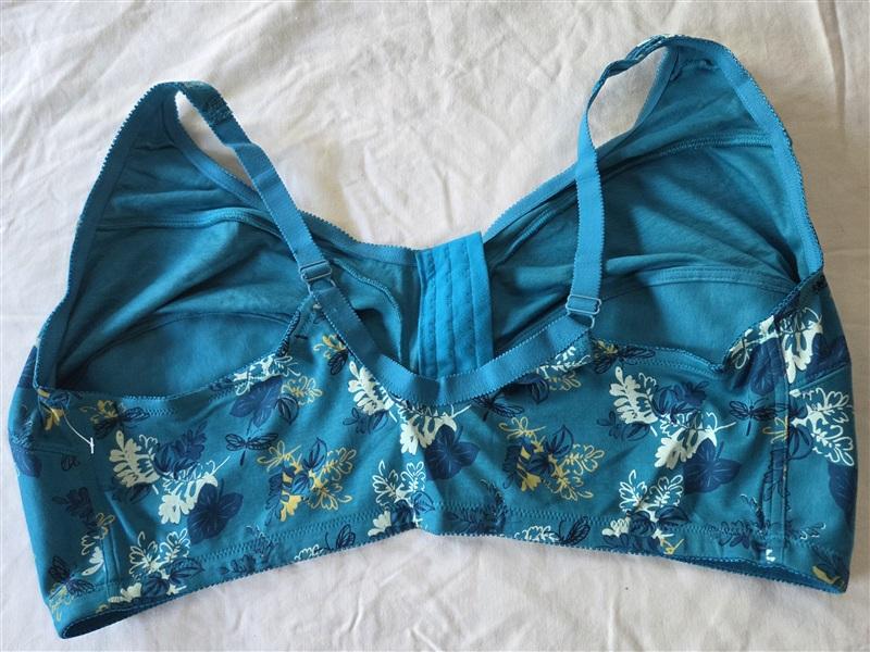 NWOT Comfort Choice 54G Wirefree Front Hook Seamless Bra Teal Floral 133336