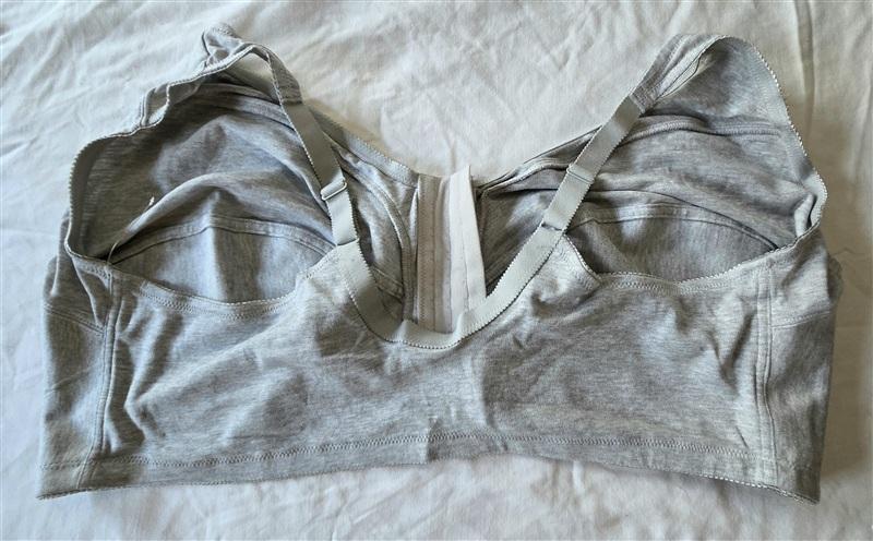 NWOT Comfort Choice 54G Wirefree Front Hook Seamless Bra Gray 133337