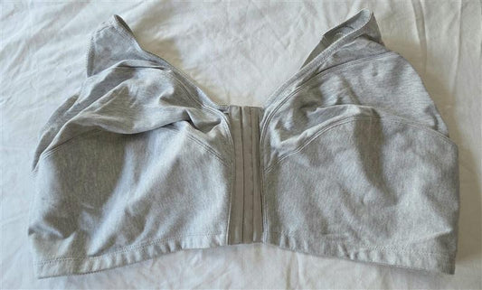 NWOT Comfort Choice 54G Wirefree Front Hook Seamless Bra Gray 133337