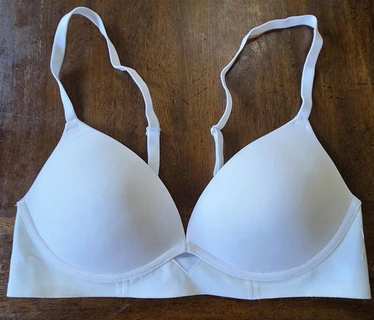 NWOT Maidenform 36B DM2301 One Fabulous Fit 2.0 Wireless Bra White 133340