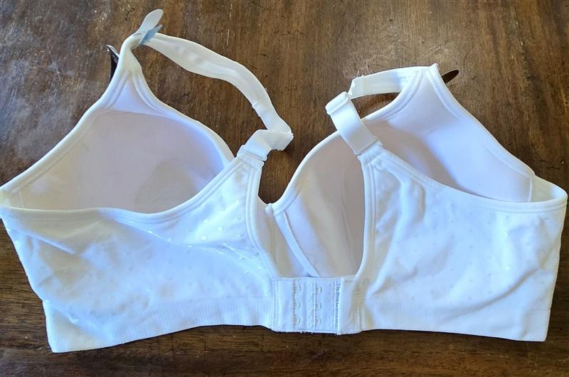NWOT Bali 40C Comfort Revolution Wirefree Bra 3463 White Polka Dot 133345