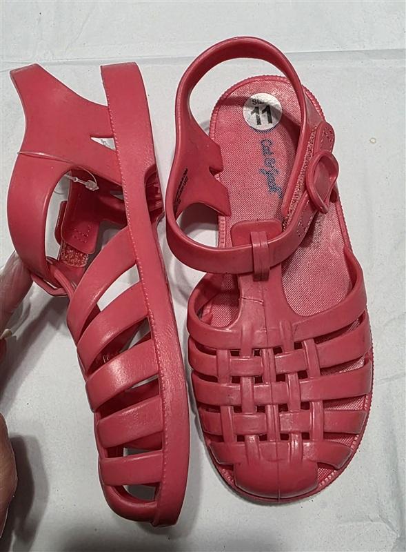 NEW Cat & Jack 11 Sunshine Pink Jelly Girls Strappy Sandal 133375