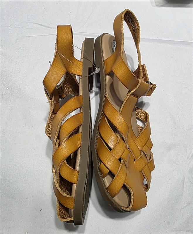NEW Cat & Jack 12 Ella Fisherman Comfort Sandal Brown 133386
