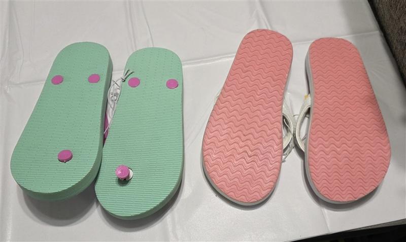 NEW Cat & Jack 2 Child 2pr Girls Flip Flop Thong Sandal 133390
