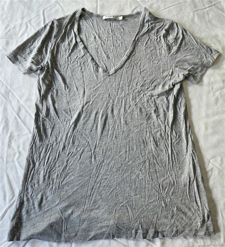 NWOT Michael Stars XS V Neck Short Sleeve T Shirt Gray 133408