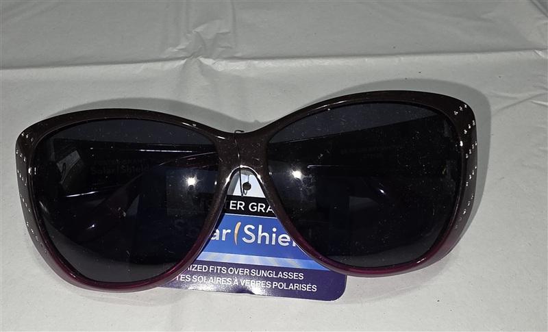 NWT Foster Grant Like A Rhinestone Pink Polarized Sunglasses 133430